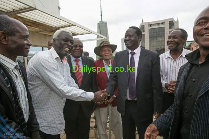 Raila Odinga, Raila Odinga Handshake, Joe Kadenge,, Sam Nyamweya, Harambee Stars, Marshal Mulwa, John ‘Bobby’ Ogolla, Mahmmoud Abass, Victor Onyango, John ‘Shoto’ Lukoye, Josiah Ougo, George Waweru, James Ojiambo, Swaleh Oswayo